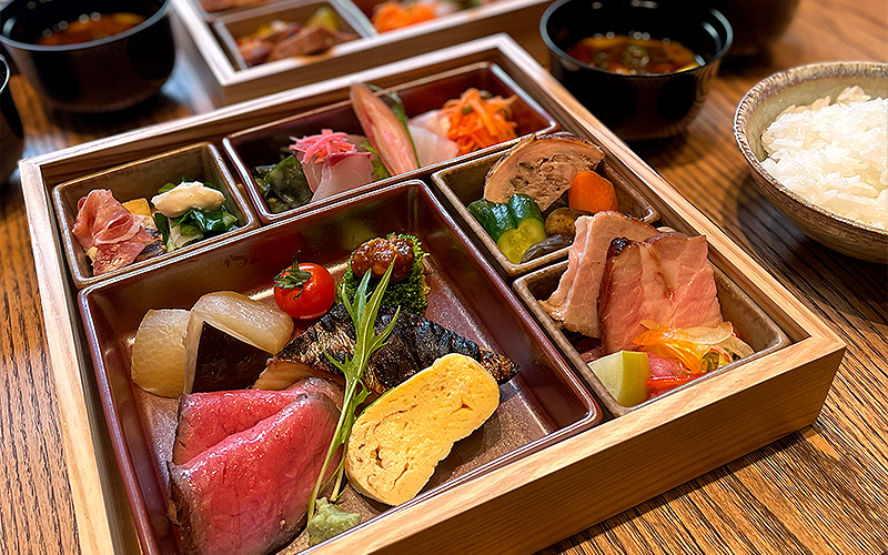 醗彩松花堂ボックス